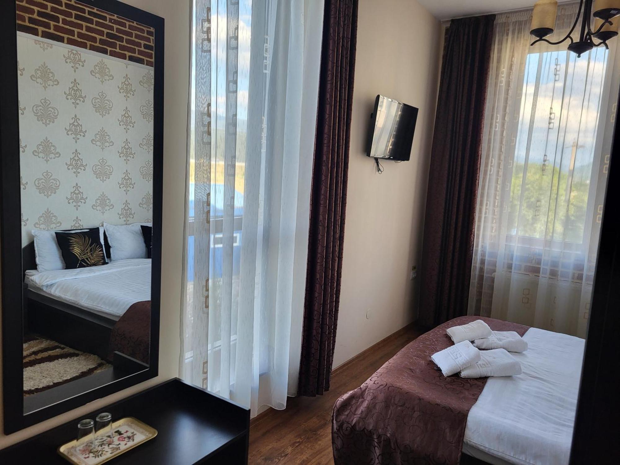 Hotel Casa Alex Rasnov Pokoj fotografie